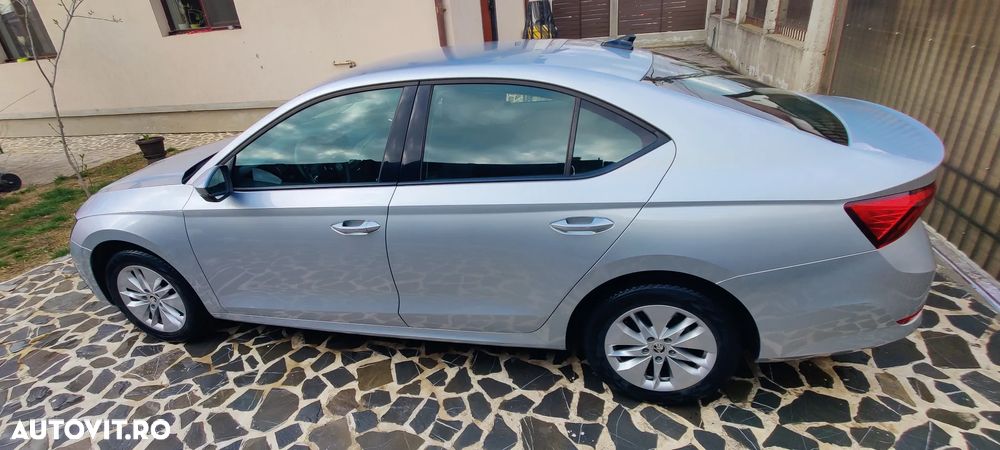 Skoda Octavia 2.0 TDI Ambition - 6