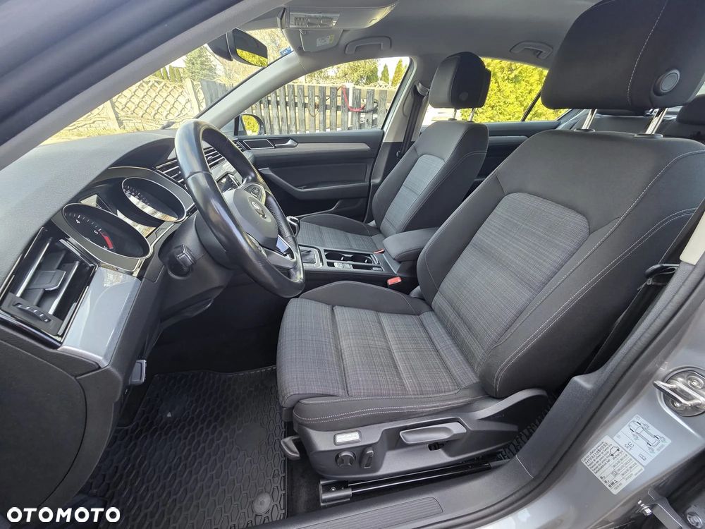 Volkswagen Passat 2.0 TDI EVO Business - 5