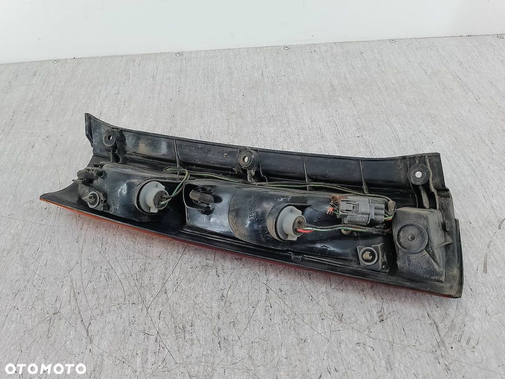 LAMPA TYLNA PRAWA HONDA HR-V I 043-2200 - 4