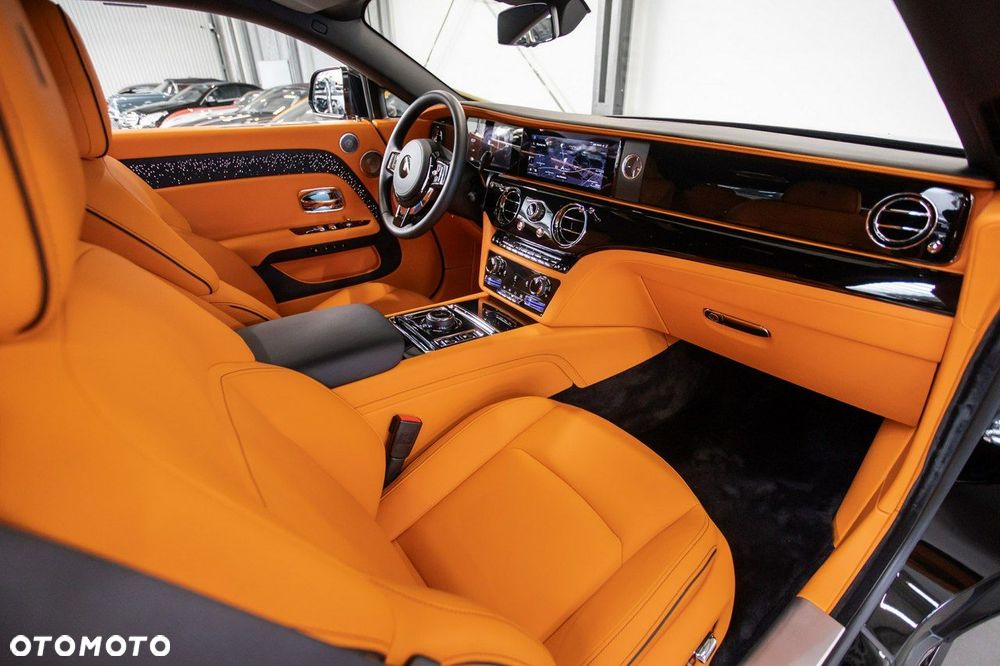 Rolls-Royce Spectre - 22