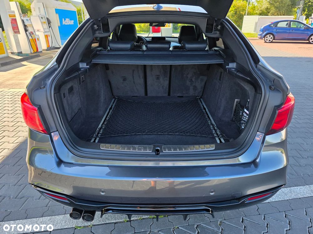 BMW 3GT 320i xDrive M Sport - 20