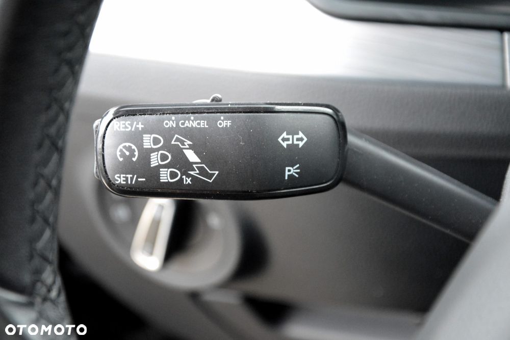 Skoda Superb 2.0 TDI Ambition DSG7 - 19