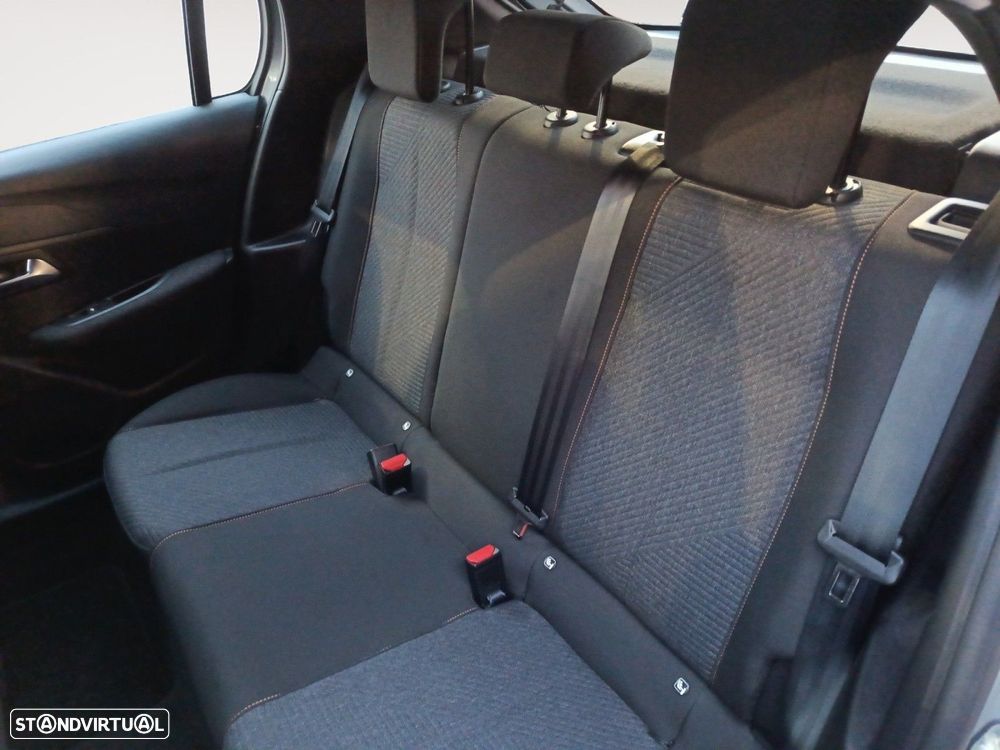 Peugeot 208 1.2 PureTech Style - 13