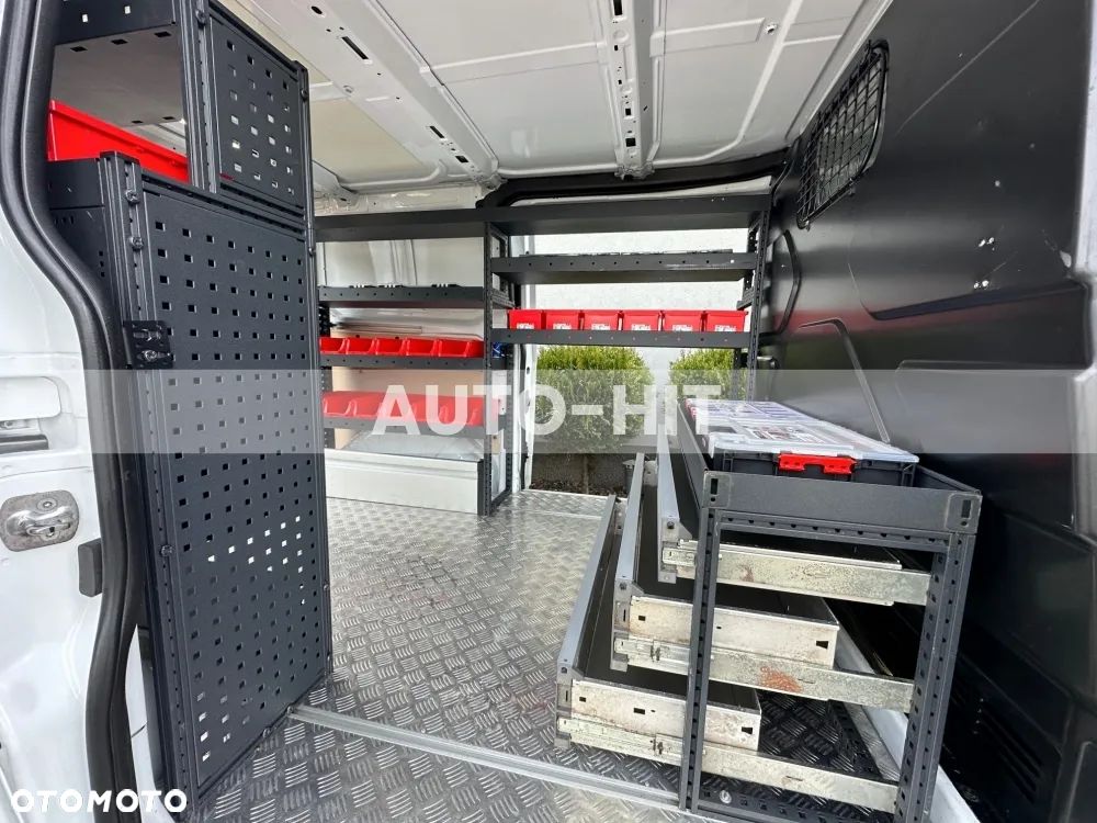 Ford Transit - 19