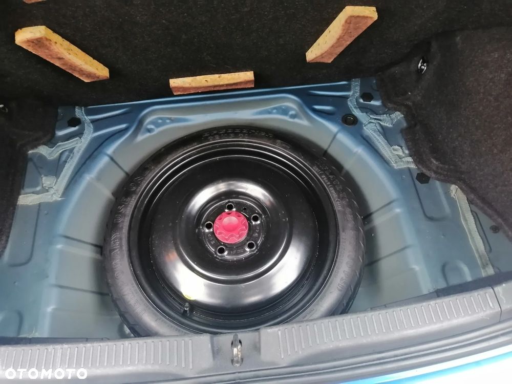 Toyota Auris 1.33 Dual-VVT-i START Edition - 12