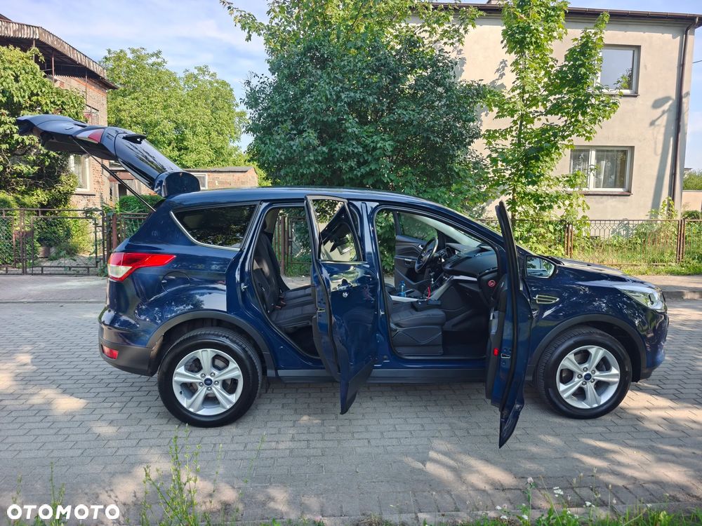 Ford Kuga - 17