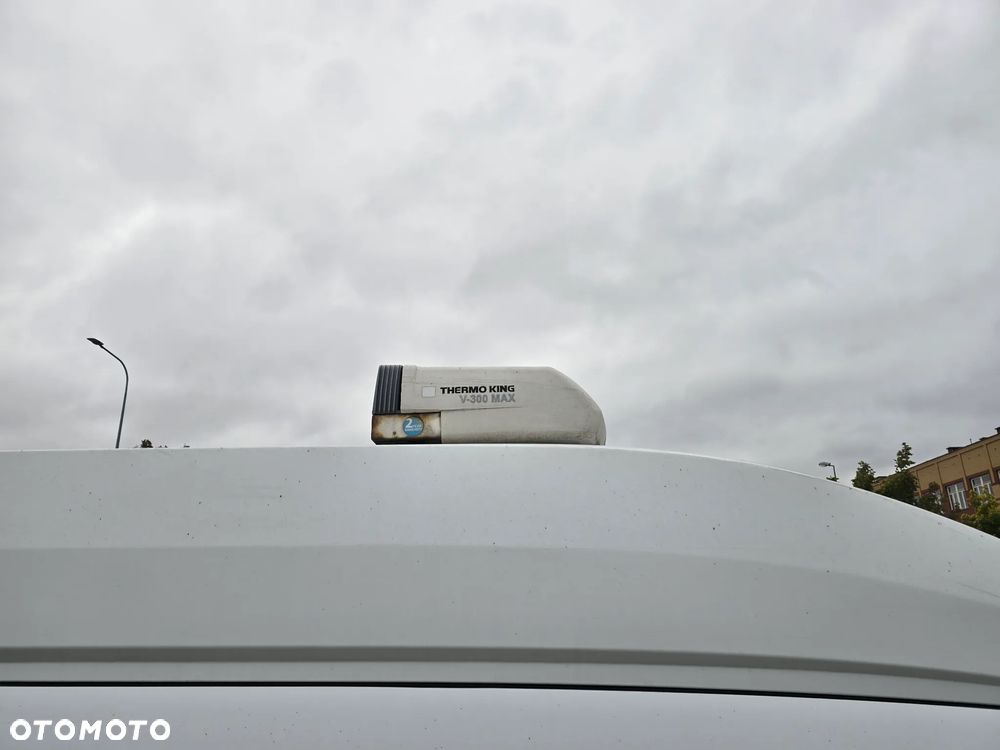 Ford Transit - 12