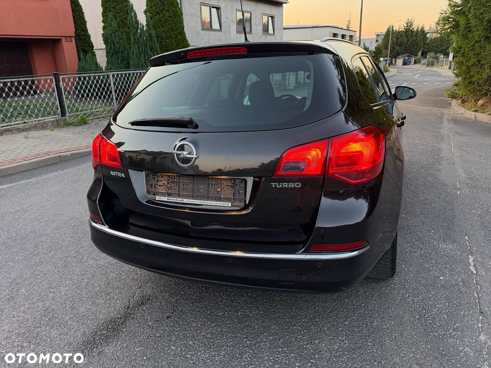 Opel Astra 1.4 Turbo - 8