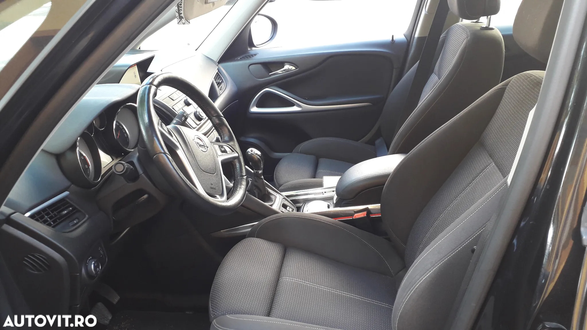 Opel Zafira - 12
