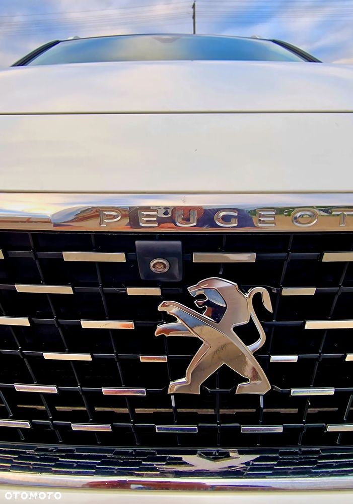 Peugeot 5008 1.6 PureTech Allure S&S EAT8 - 36