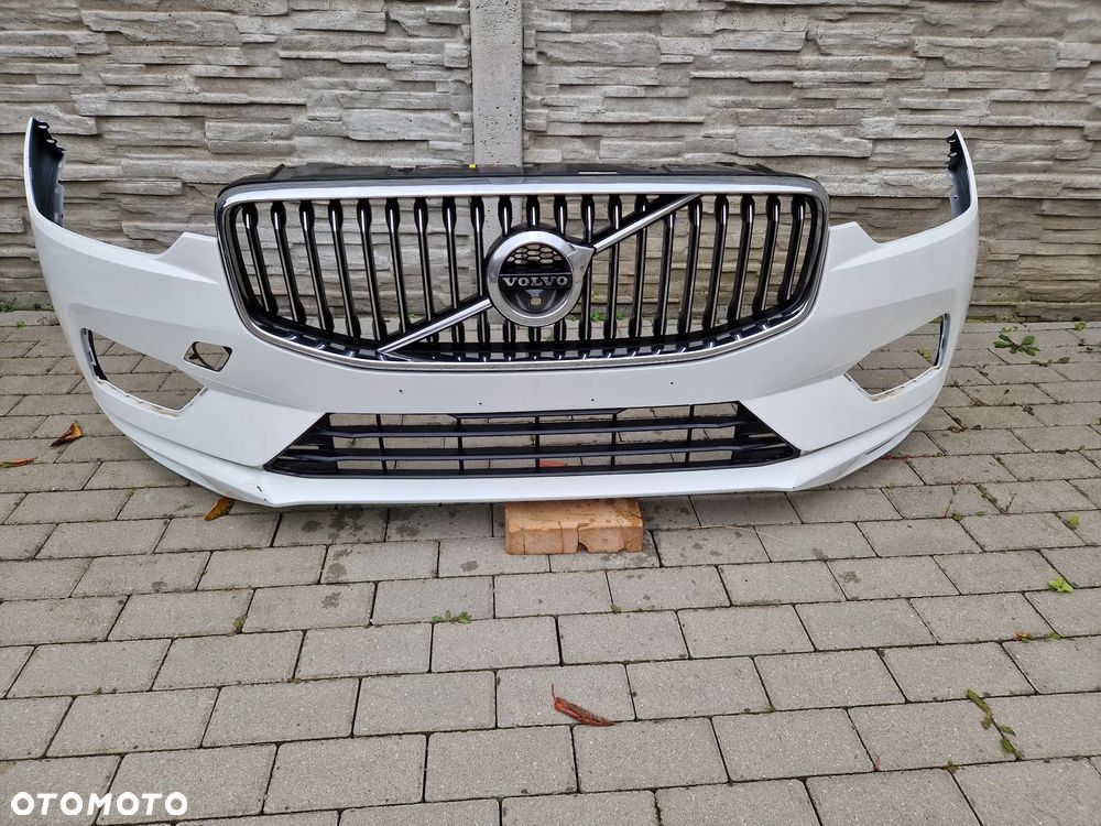 Zderzak Volvo Xc60 II 2017 - - 1