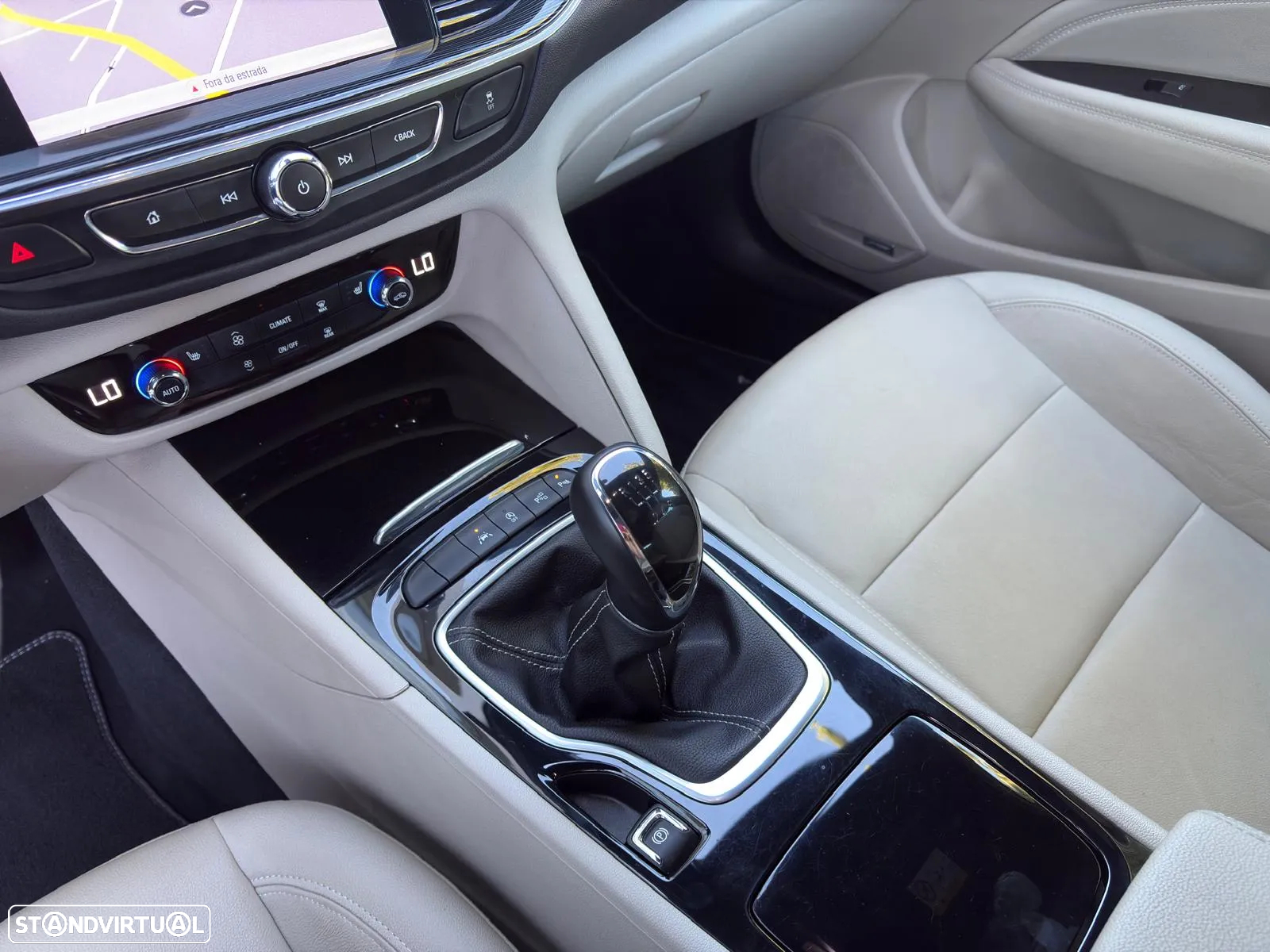 Opel Insignia Sports Tourer 2.0 CDTi Innovation - 16