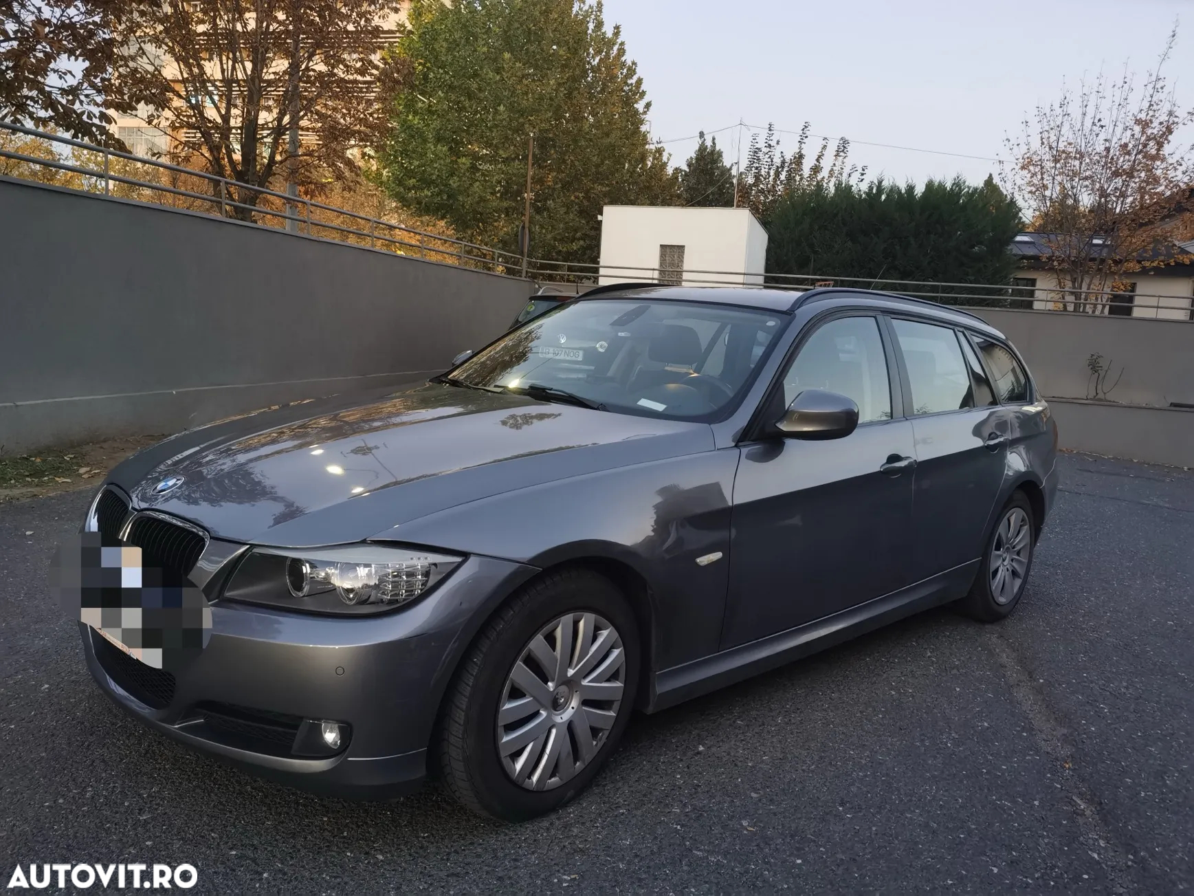 BMW Seria 3 318d - 5