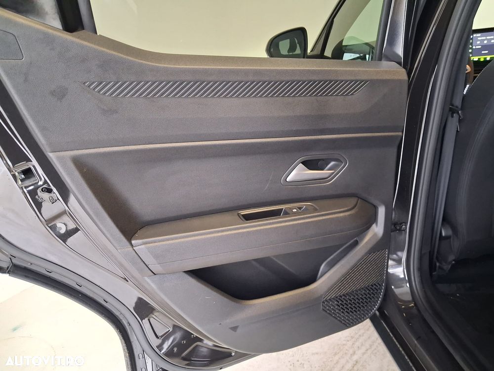 Dacia Duster HEV 140 Journey - 12