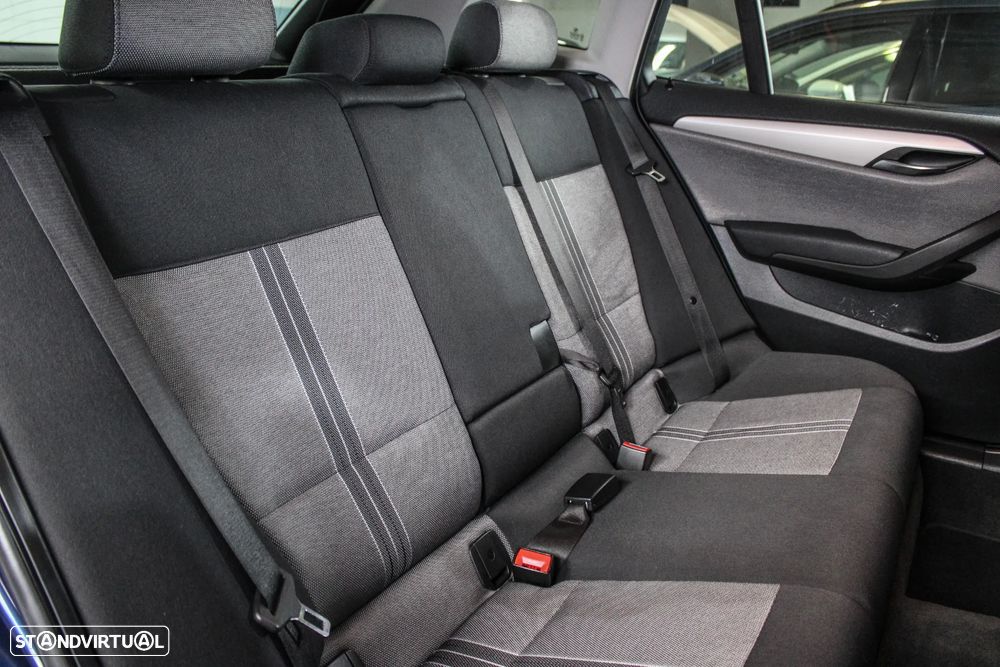 BMW X1 sDrive20d - 16