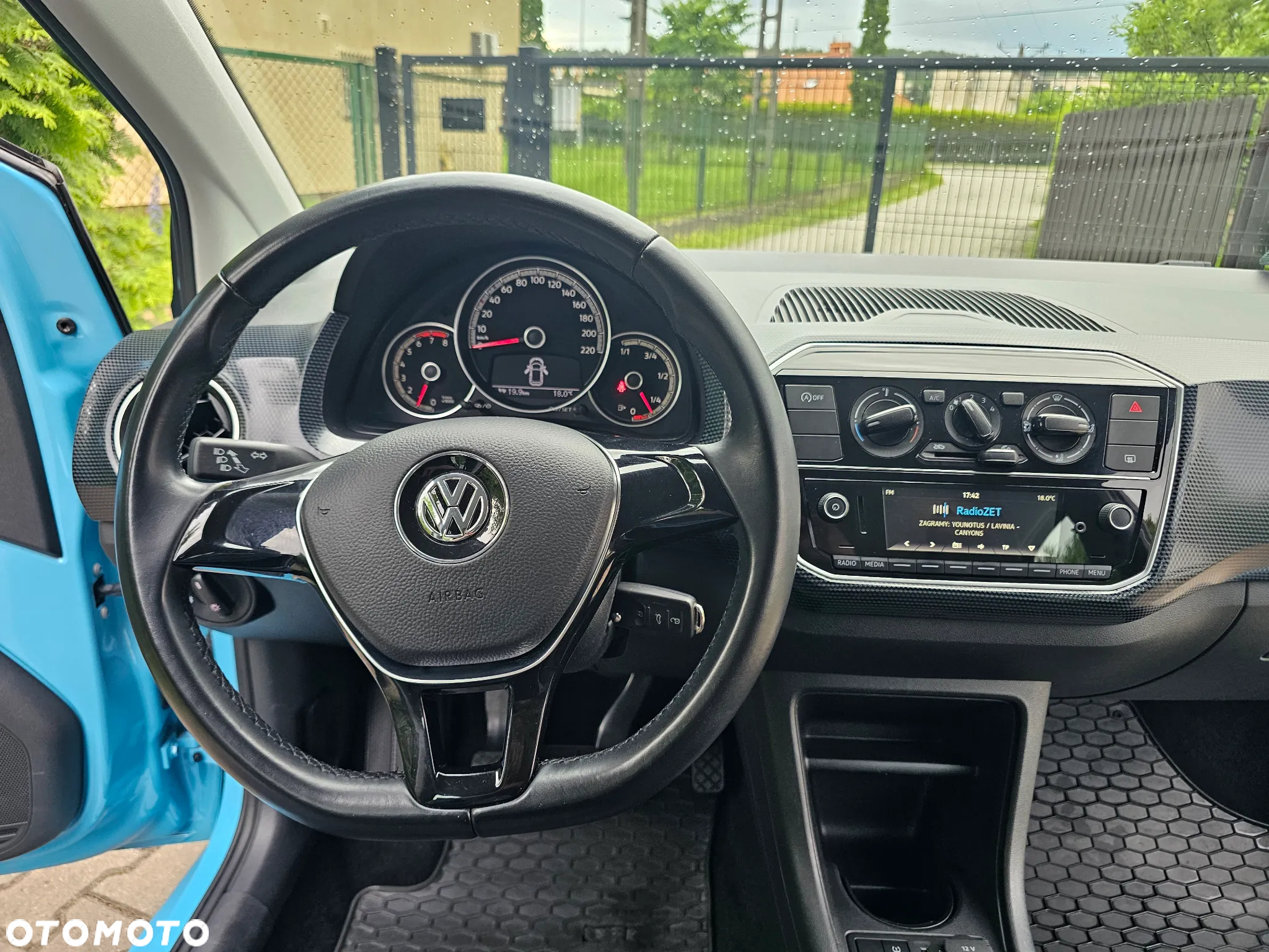 Volkswagen up! 1.0 high - 16