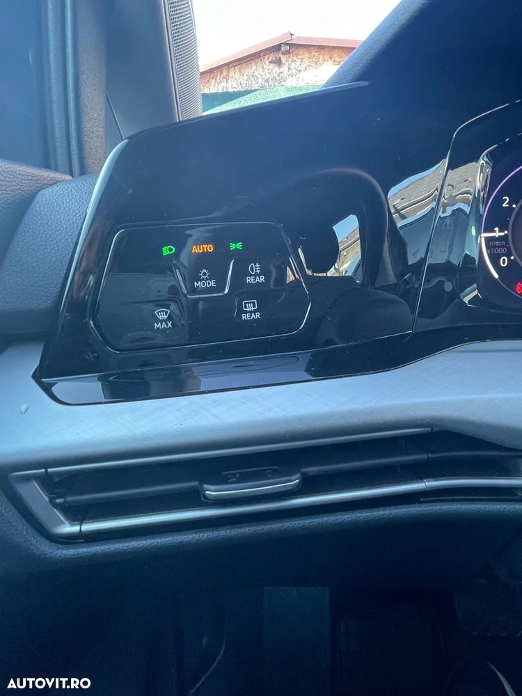 Volkswagen Golf - 13