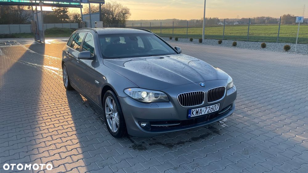 BMW Seria 5 520d - 2