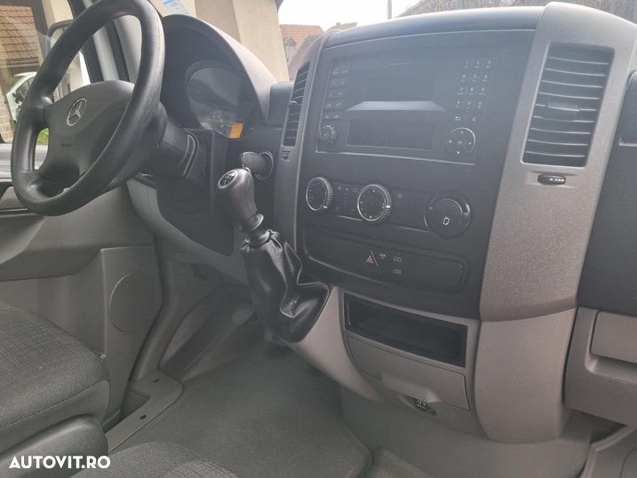 Mercedes-Benz Sprinter - 6