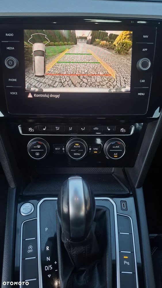 Volkswagen Passat 2.0 TDI EVO Business DSG - 19