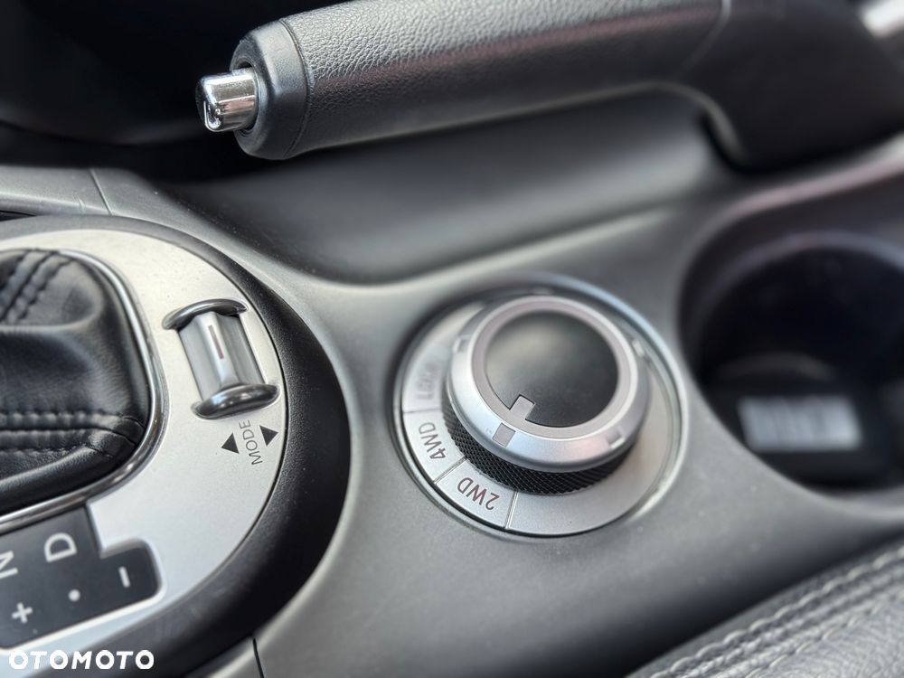 Mitsubishi Outlander 2.2 DI-D 4WD TC-SST Instyle - 20