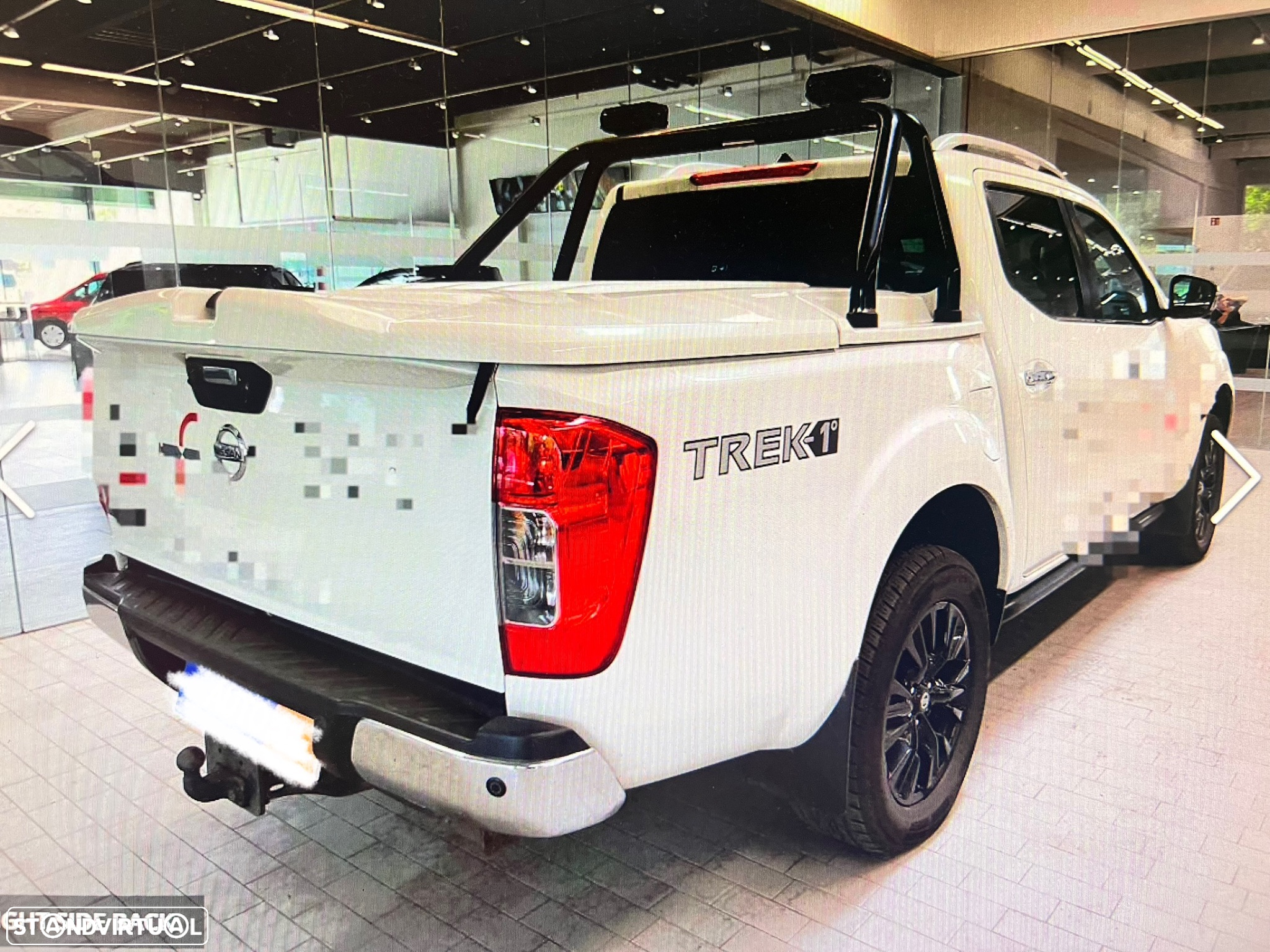 Nissan Navara 2.3 dCi CD 4WD Tekna AT - 3