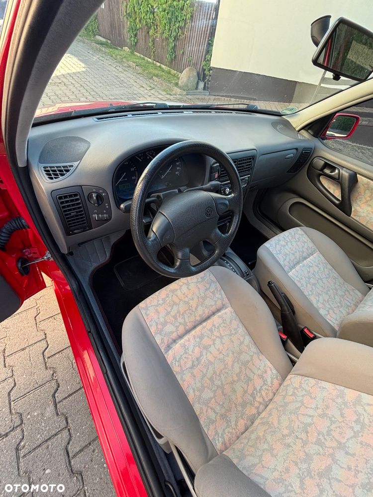 Volkswagen Polo - 25