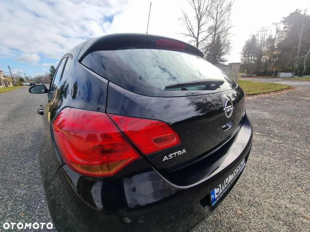 Opel Astra 1.4 T Enjoy S&S - 13