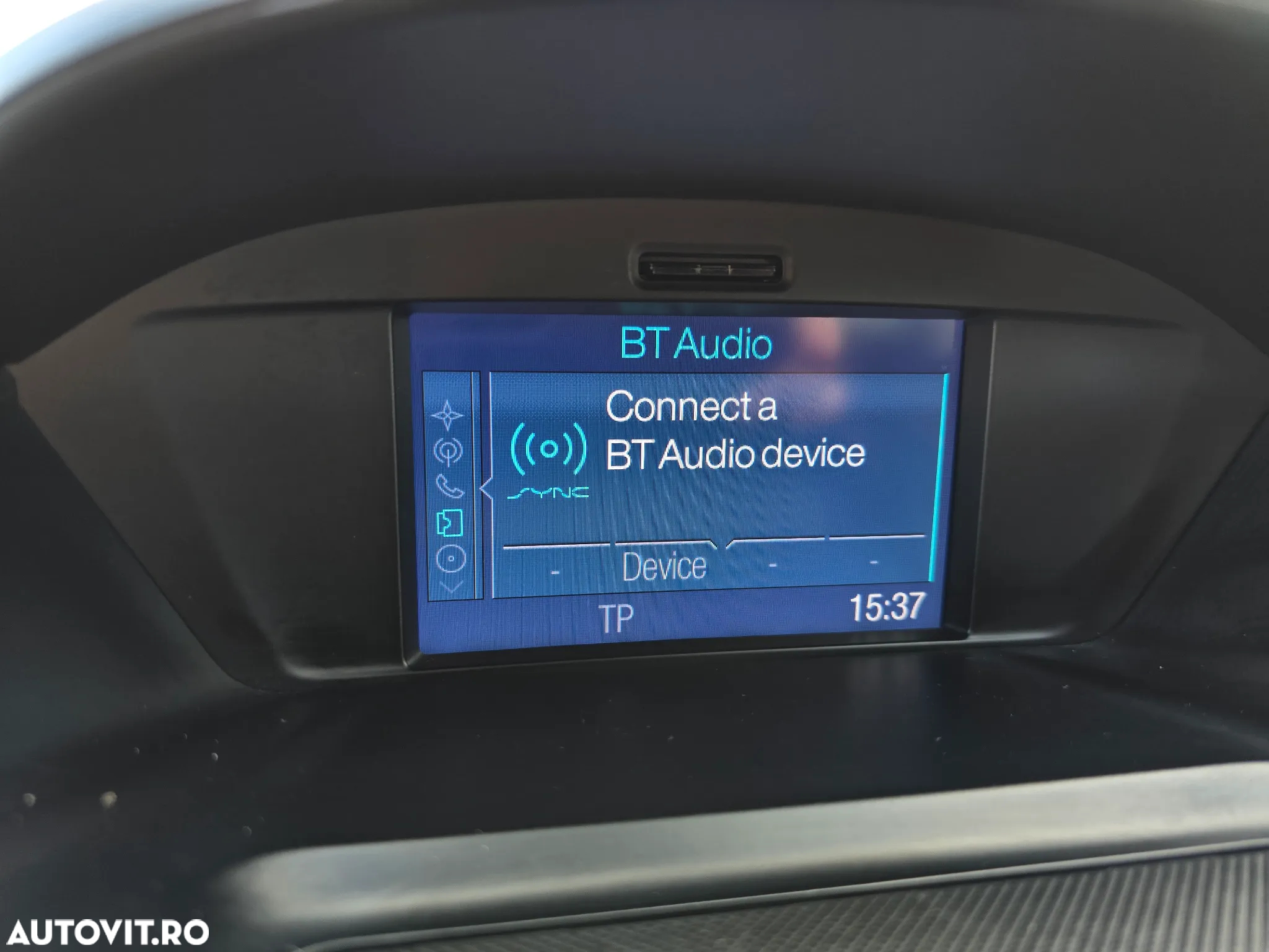 Ford Kuga 2.0 TDCi 4WD Powershift Titanium - 38