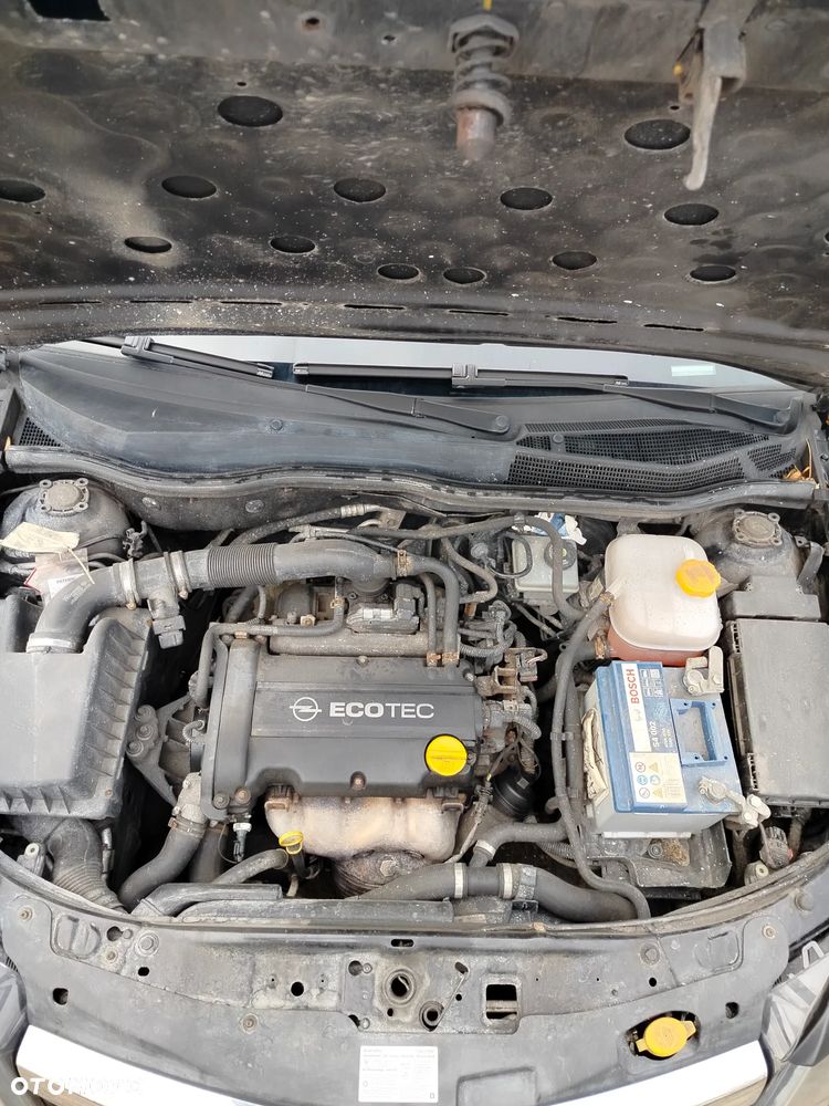 Opel Astra 1.4 - 12