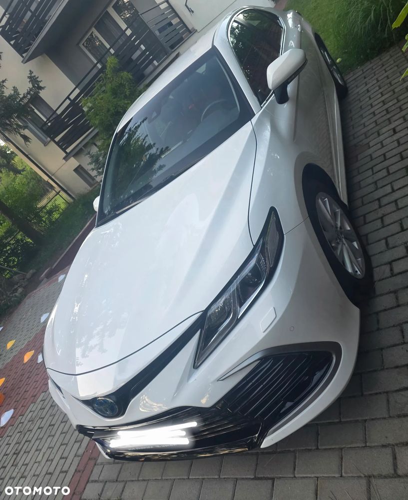 Toyota Camry 2.5 Hybrid Comfort CVT - 3