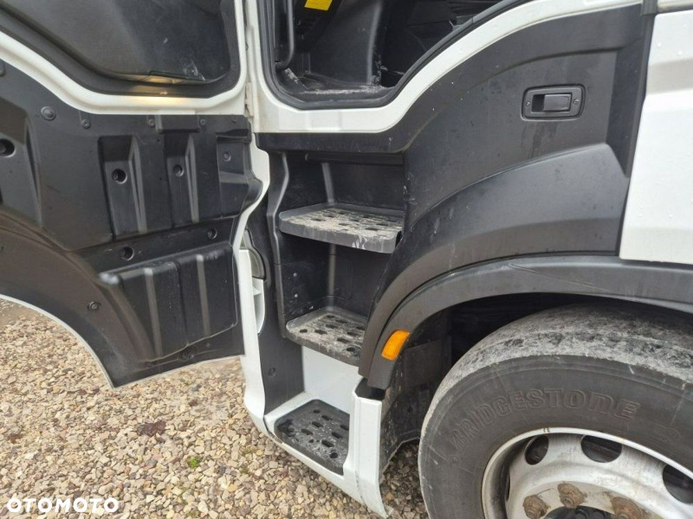 Iveco As440St/p - 7