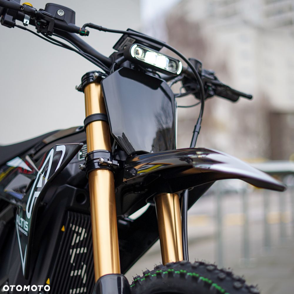 Altis Powersports Sigma - 10