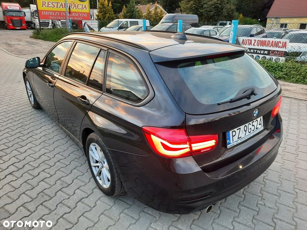 BMW Seria 3 318i Edition Luxury Line Purity - 10