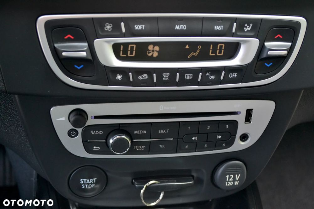 Renault Megane ENERGY dCi 130 Start & Stop Bose Edition - 31