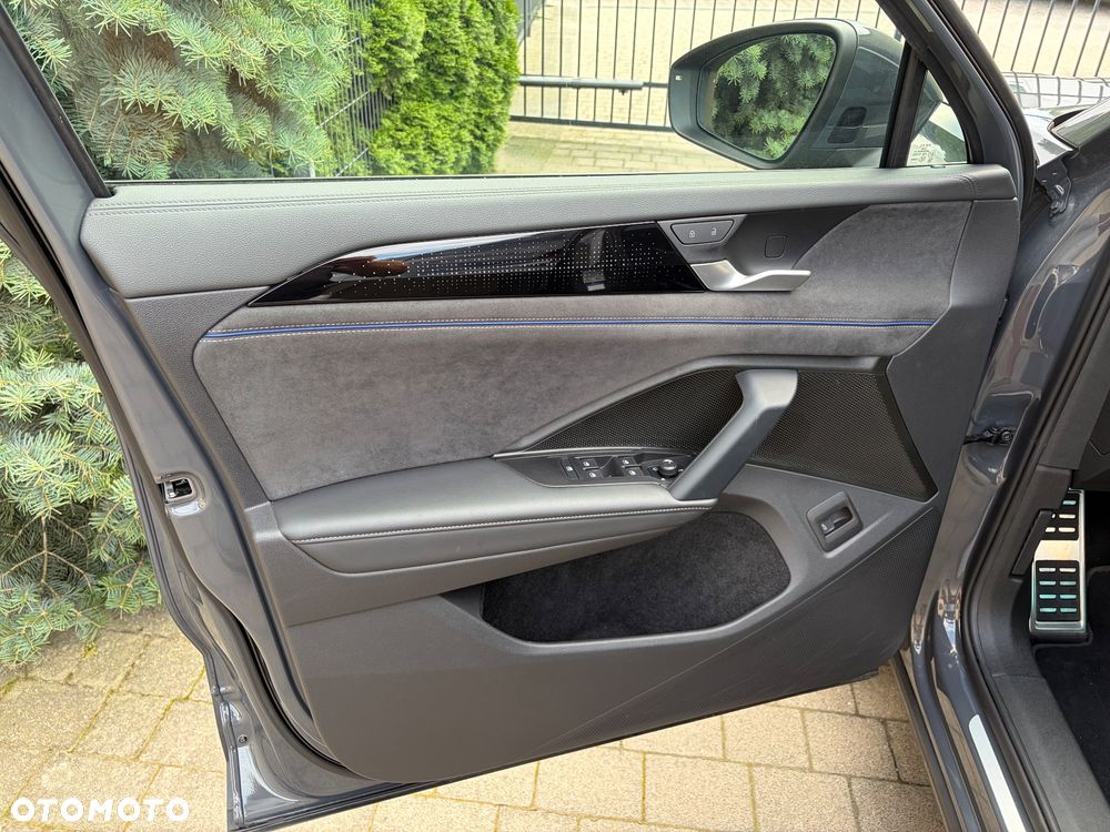 Volkswagen Tayron 2.0 TDI SCR 4Mot R-Line Plus DSG - 29