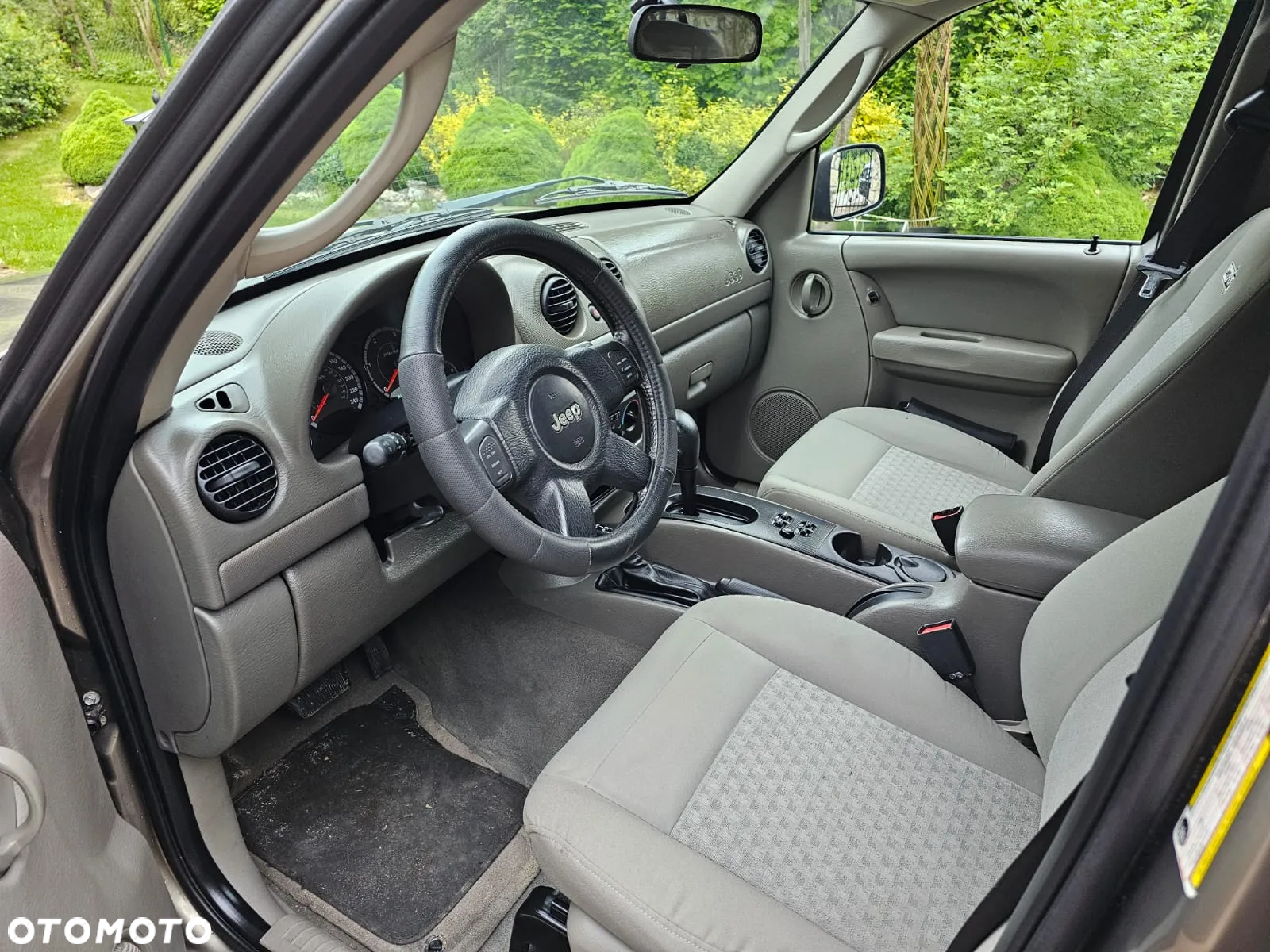 Jeep Cherokee 2.8 CRD Sport - 7