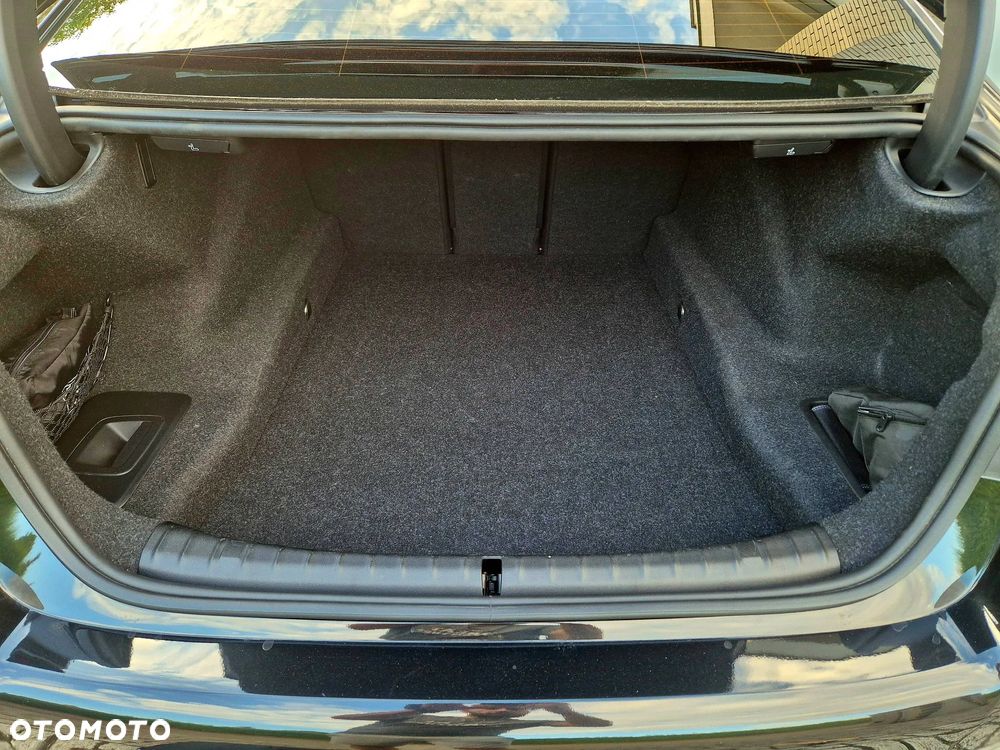 BMW Seria 5 520d xDrive mHEV M Sport sport - 9