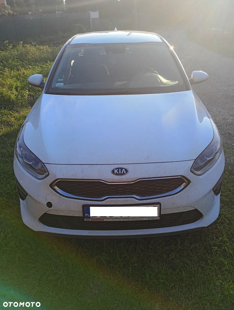 Kia Ceed - 1