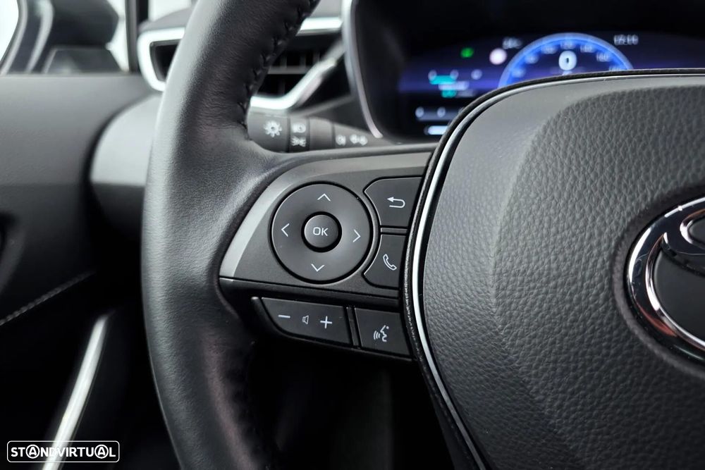 Toyota Corolla 1.8 Hybrid Comfort Plus - 17