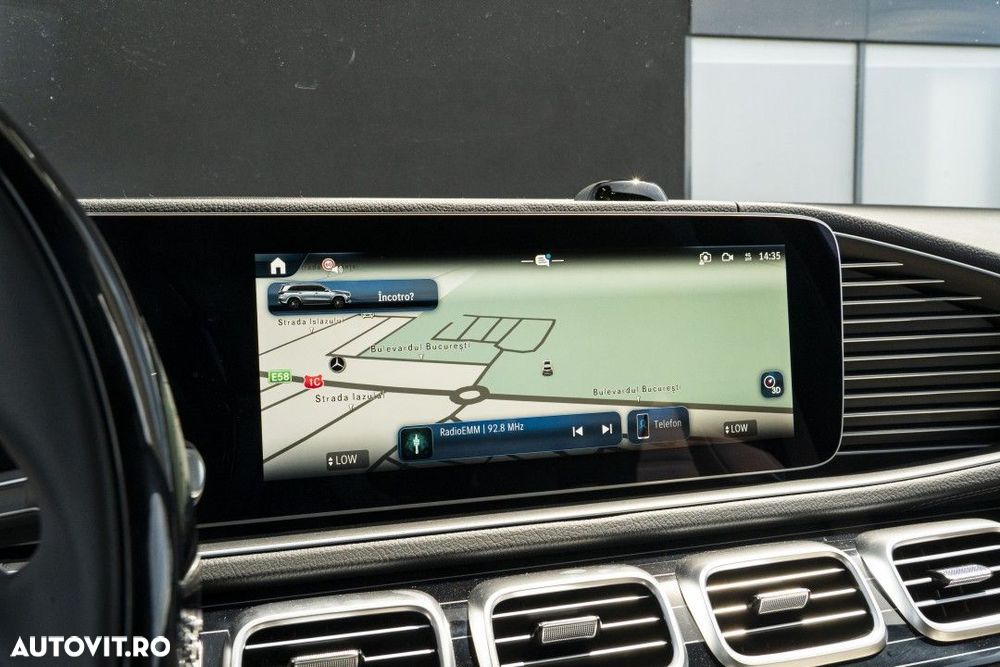 Mercedes-Benz GLS - 37