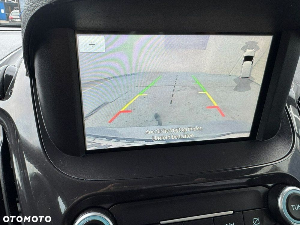 Ford Tourneo Courier - 21