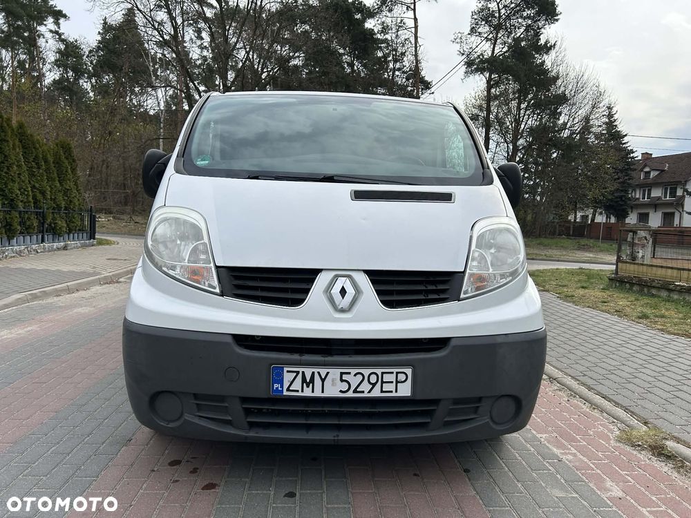 Renault Trafic - 2
