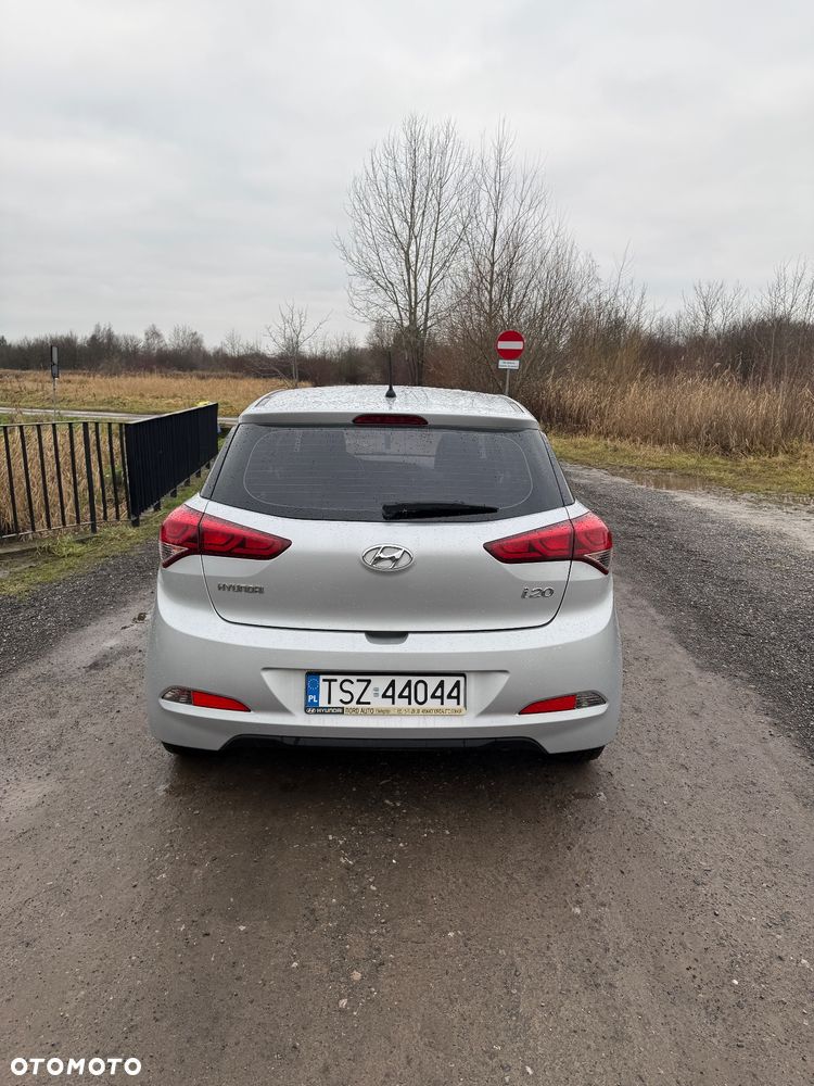 Hyundai i20 1.2 BlueDrive Elegant - 6