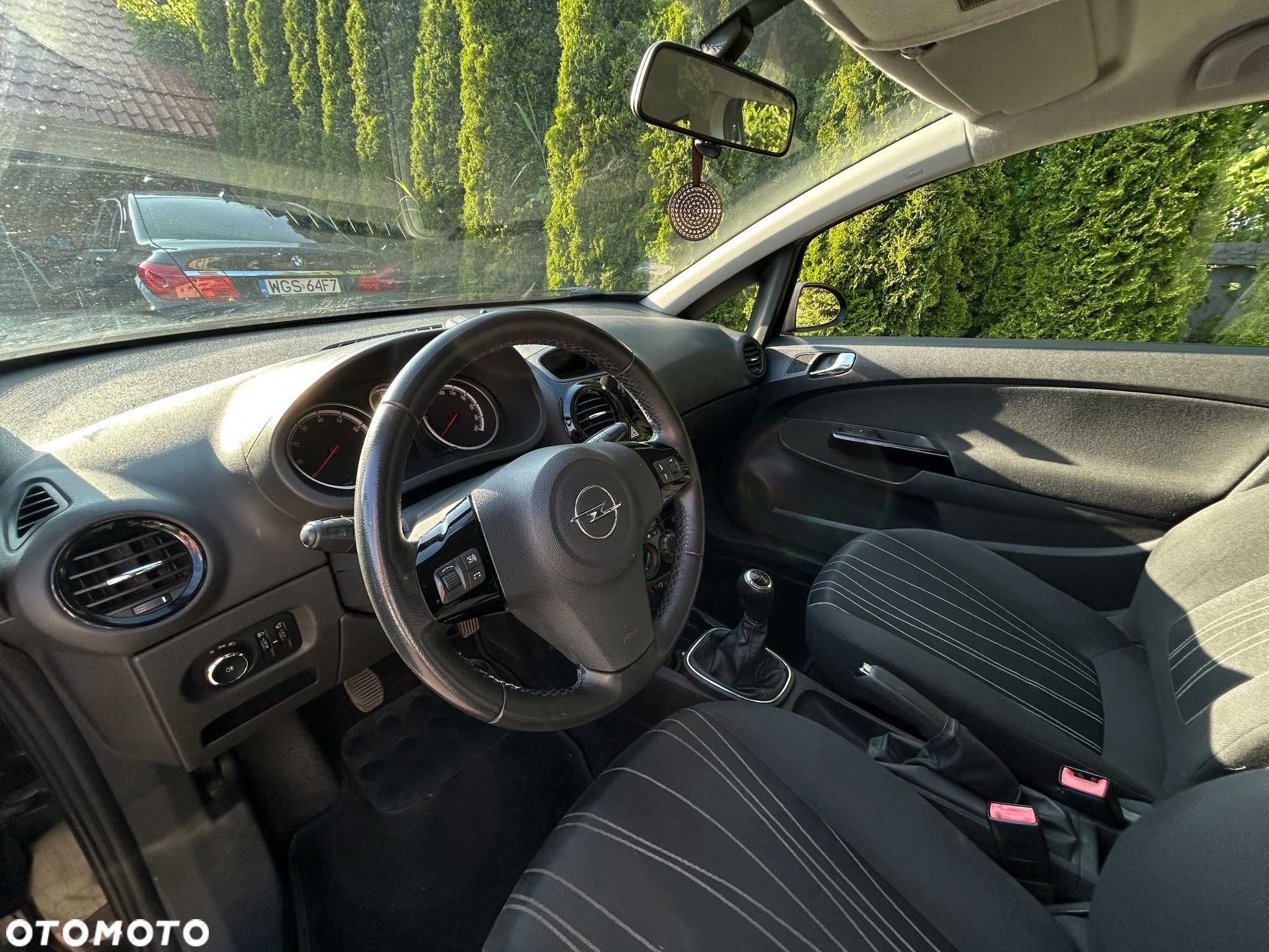 Opel Corsa 1.2 16V 111 - 2
