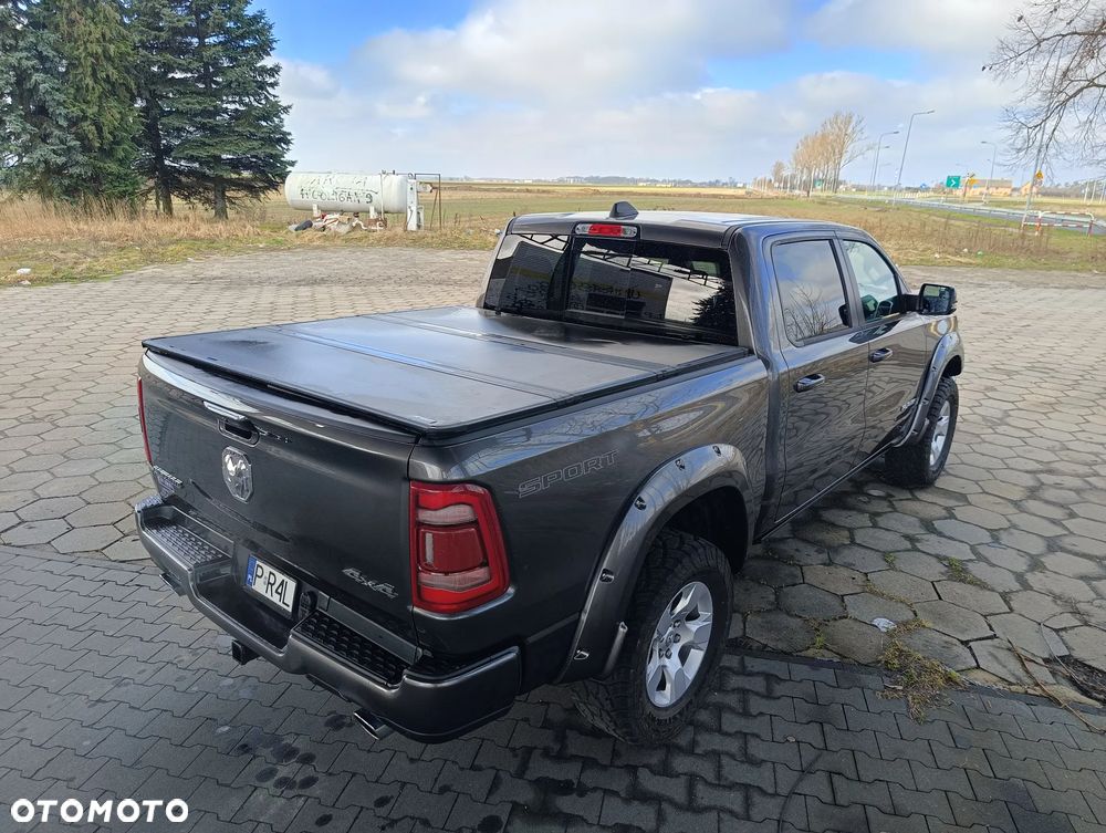 RAM 1500 Crew Cab Shortbed Bighorn - 27