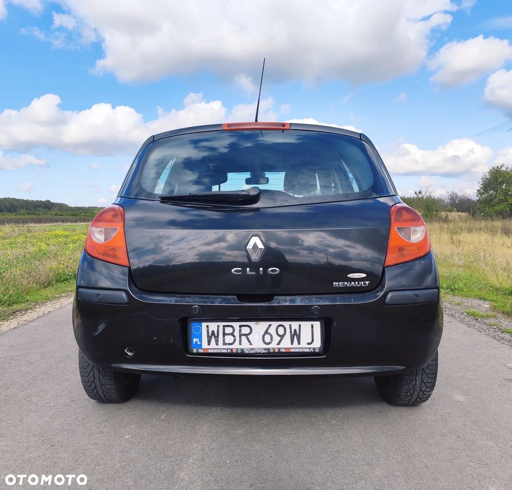 Renault Clio 1.5 dCi Dynamique - 5