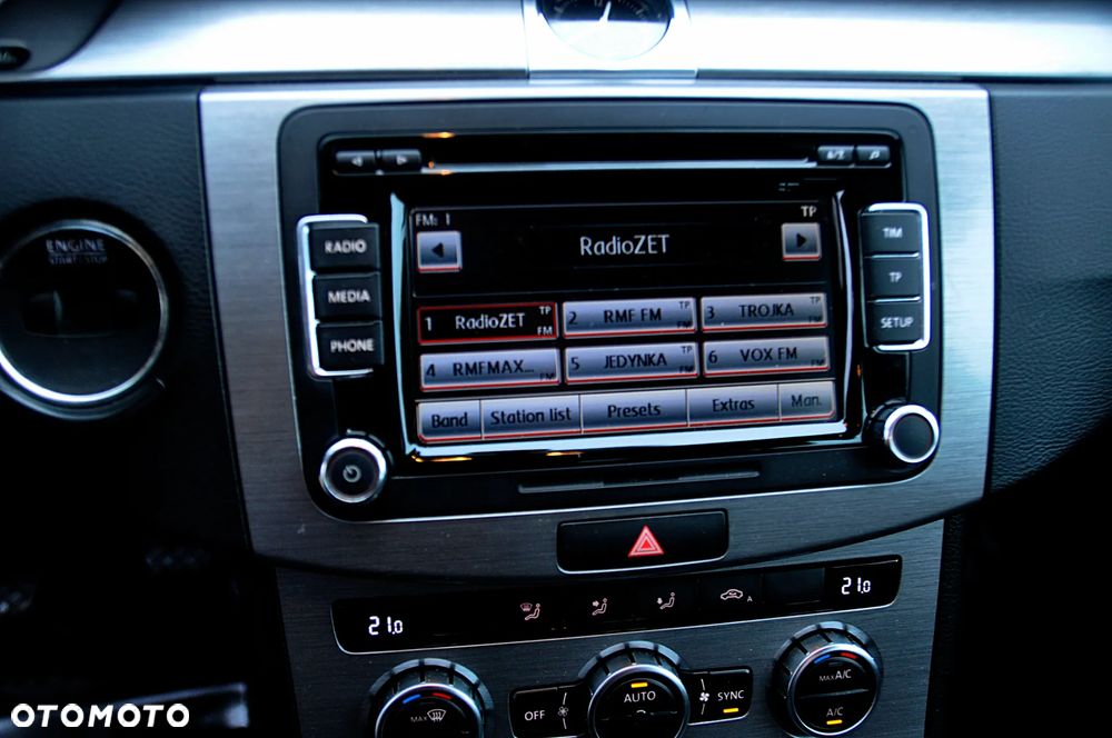 Volkswagen Passat 2.0 TDI Comfortline - 14