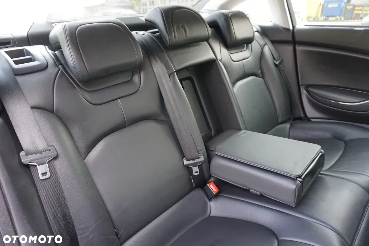 Citroën C5 2.0 HDi Exclusive - 36
