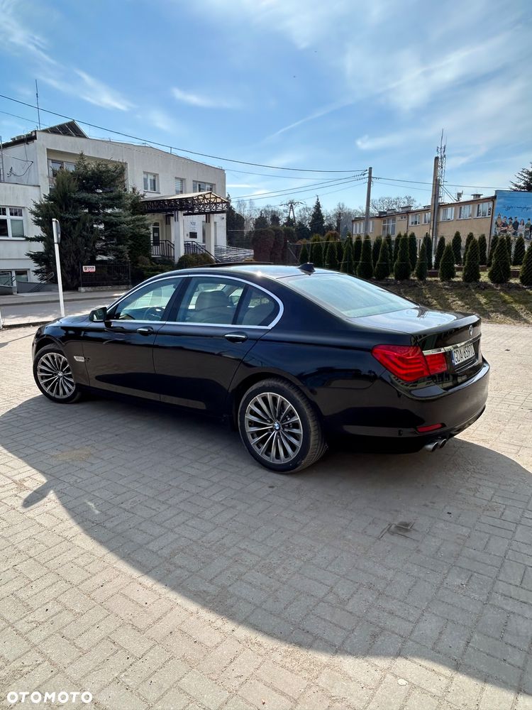 BMW Seria 7 730Ld - 11